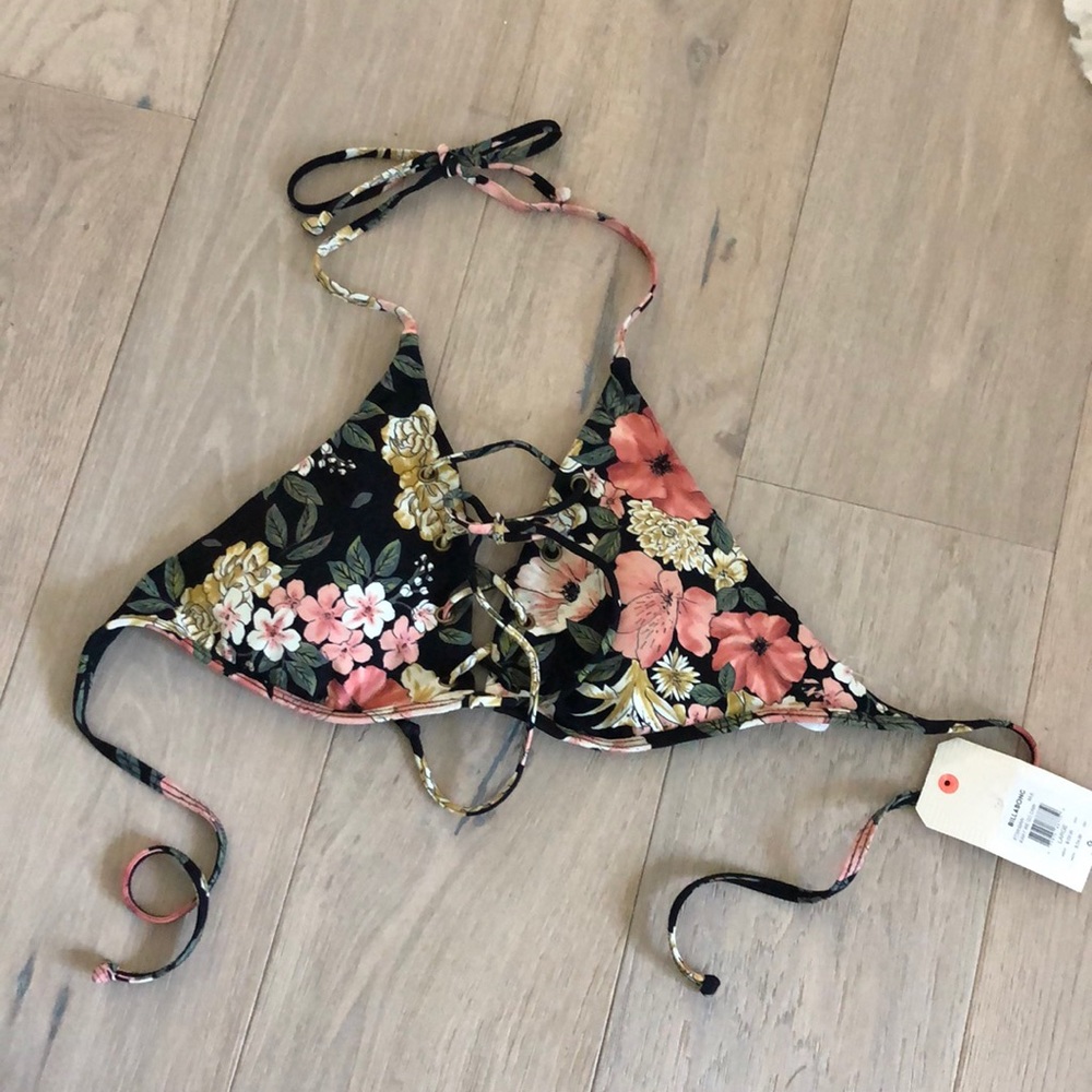 Billabong women’s swimsuit top